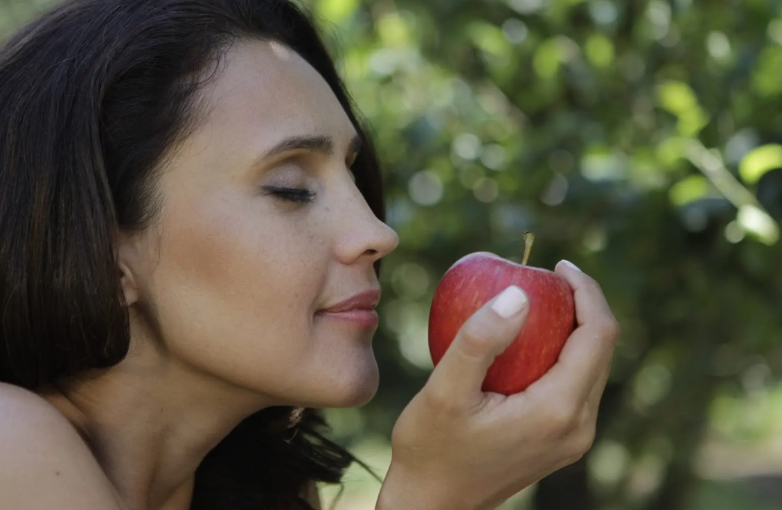 Peras e Maçãs: frutas de sabor, saúde e praticidade, frutos da natureza!